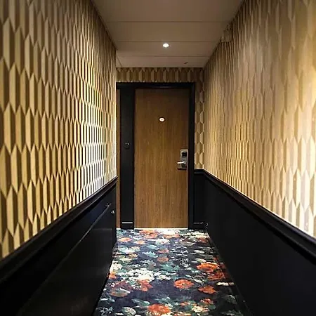 Edmond W Part-dieu Hotel