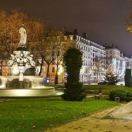 Szálloda Edmond W Part-dieu Lyon